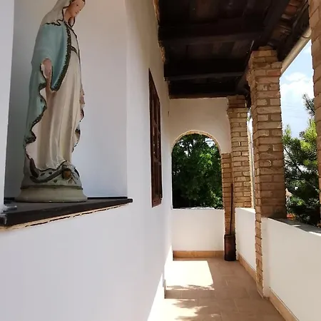 게스트하우스 Pipacs Es Tulipan Vendeghaz