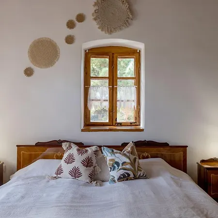 Pipacs Es Tulipan Vendeghaz 게스트하우스 3*